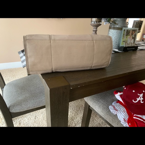 Tory Burch computer bag - Picture 3 of 3